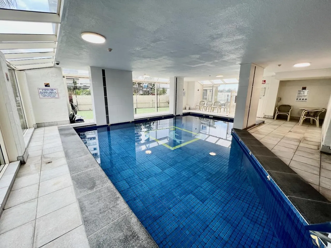 Seacrest, Surfers Beach Front 15A ゴールドコースト